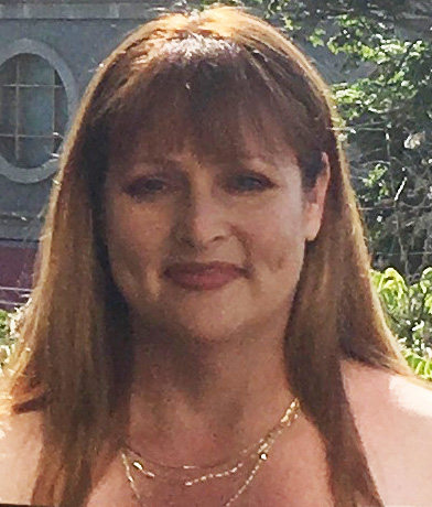 Raelene Barress, Expert Hair Colorist